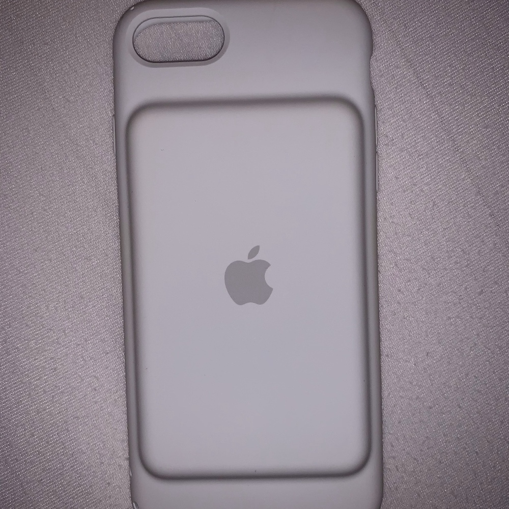 IPhone 7 Charging Case White